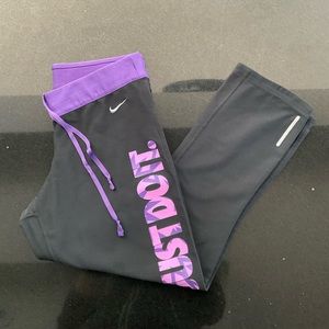 Nike Medium “Just Do It” Black and Purple Capri Leggings